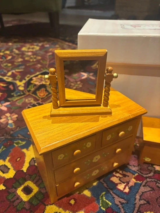 Angelina Ballerina Bedroom Set - Picture 3 of 8